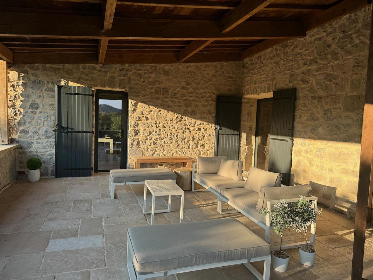 Luxurious Family House With Pool In Ardeche. Villa Les Vans Kültér fotó